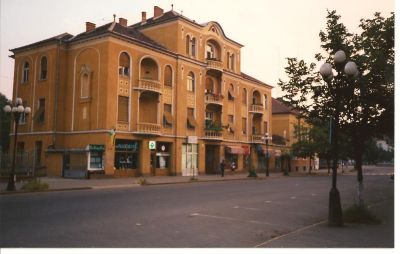 Tidig junimorgon i Oradea.